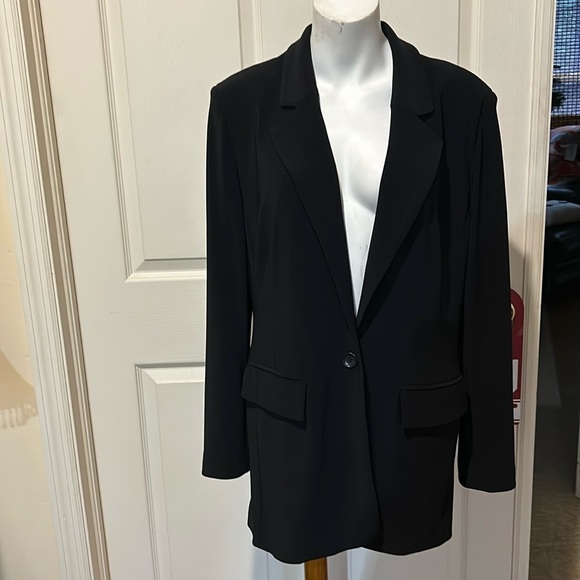 Boston Proper Black Blazer. New. Size 16 - Picture 2 of 13